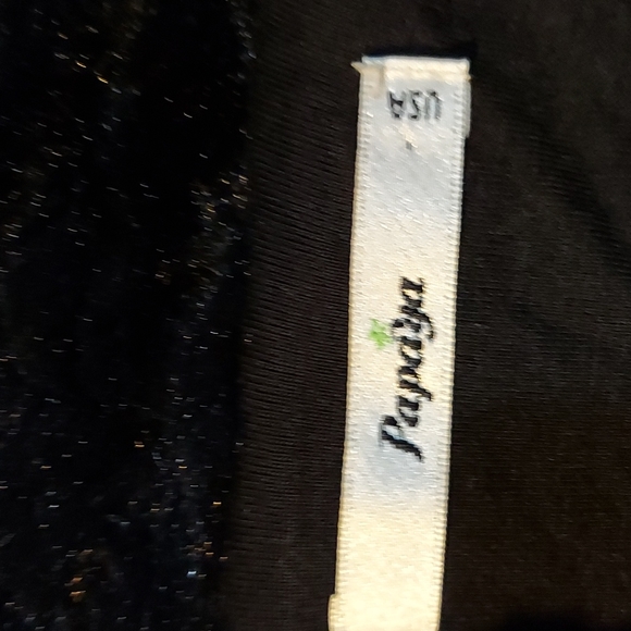 3 Tops - Picture 9 of 9